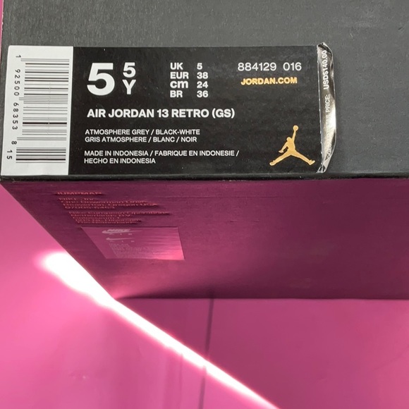 USED- Air Jordan 13 retro - Picture 5 of 5